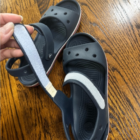 Crocs boy sandals size 3Y - Picture 6 of 8